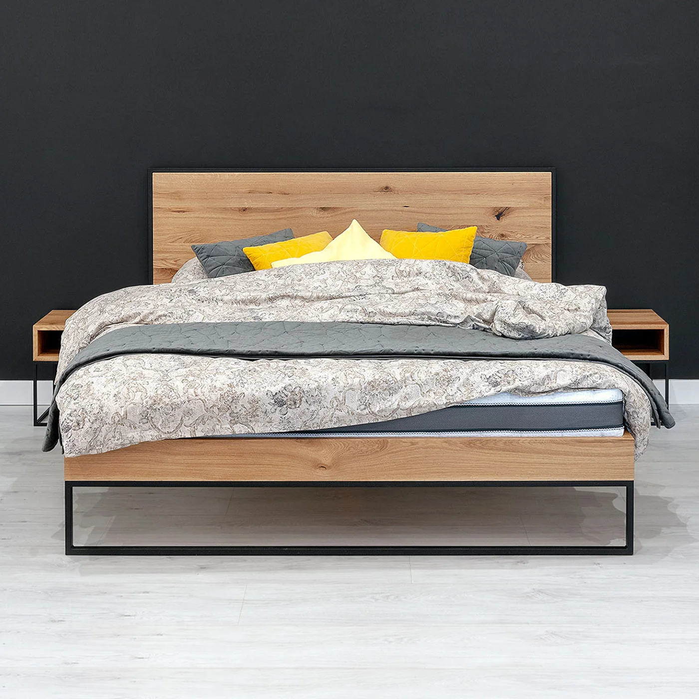 Designer-Frame-Bett