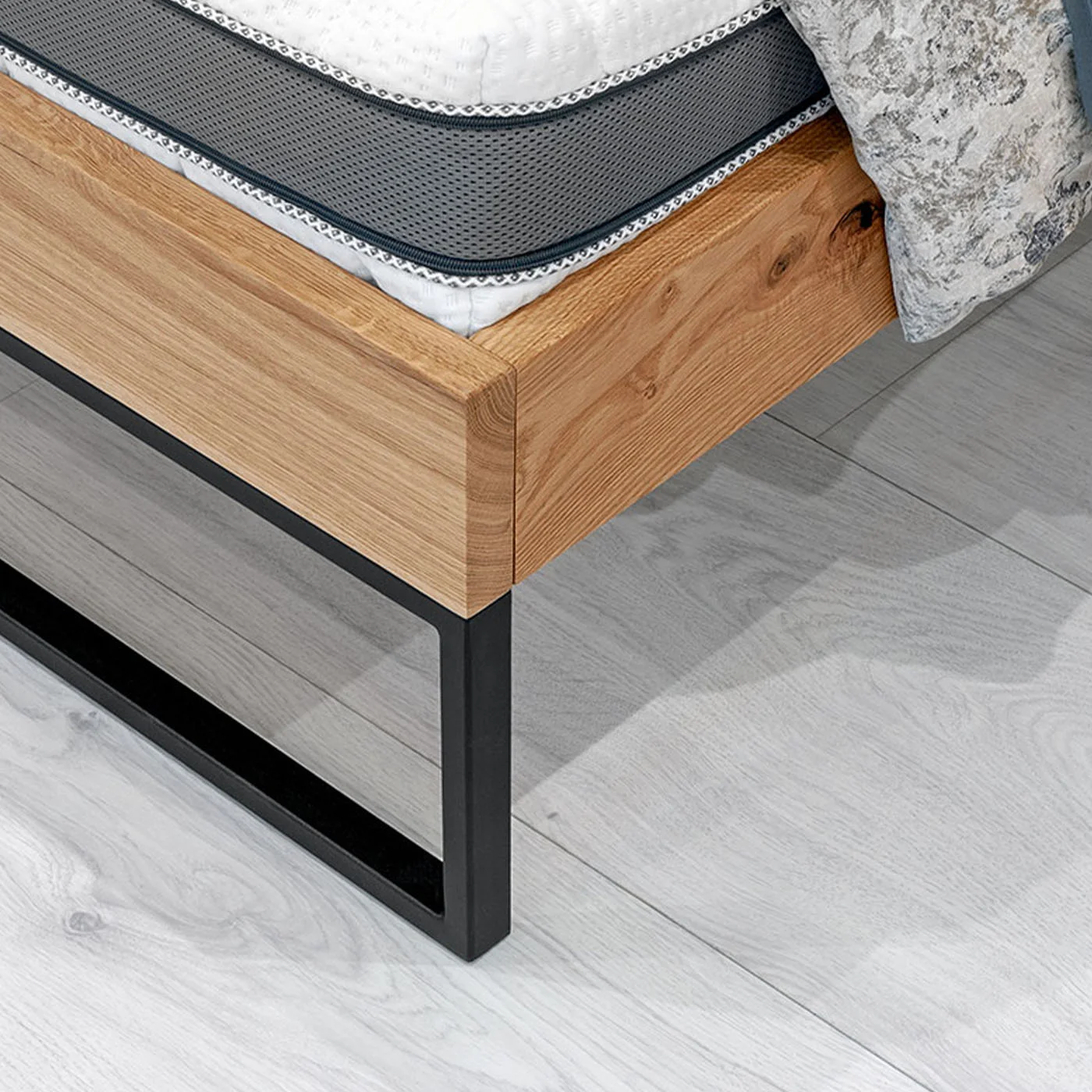 Designer-Frame-Bett